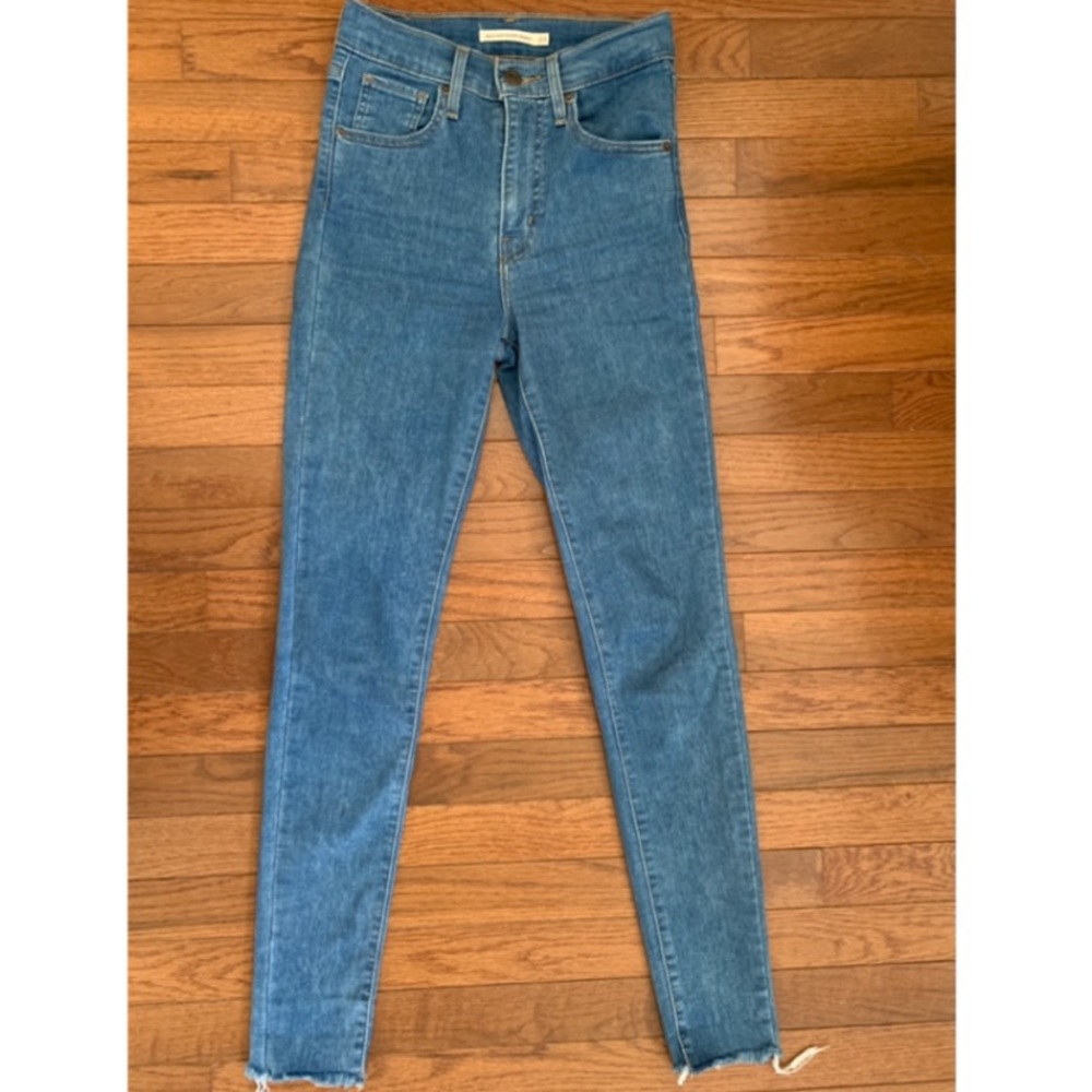 Levi’s Mile High Super Skinny Jeans